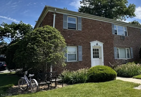 $2,600 | 43 Conforti Avenue, Unit 86, West Orange, NJ 07052