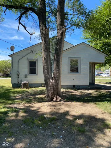 $995 | 1951 North Bosart Avenue, Indianapolis, IN 46218