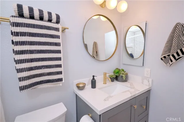 $699,900 | 7911 Woodlake Drive, Unit 76, Huntington Beach, CA 92647