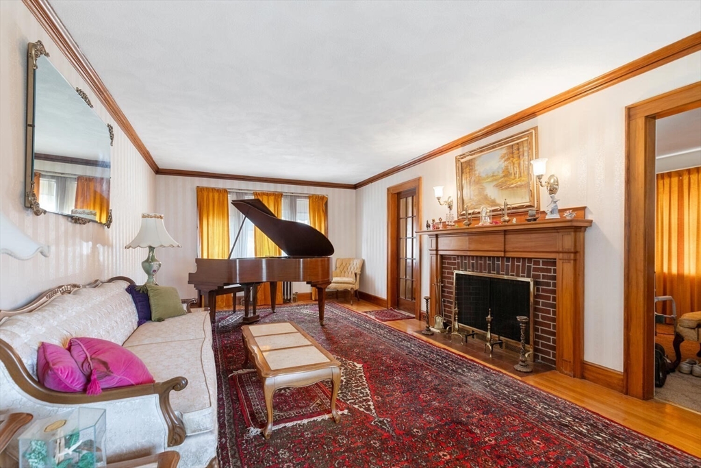 25 Rural Avenue Medford, MA 02155 - Photo 11 of 31 Gallery Image 11