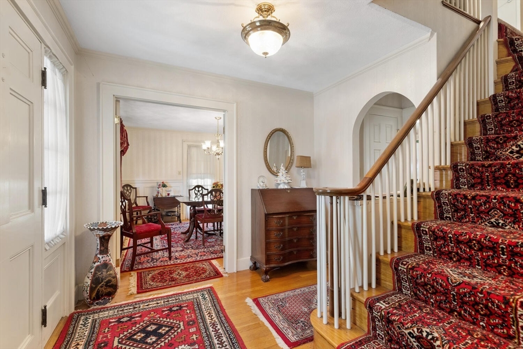 25 Rural Avenue Medford, MA 02155 - Photo 5 of 31 Gallery Image 5