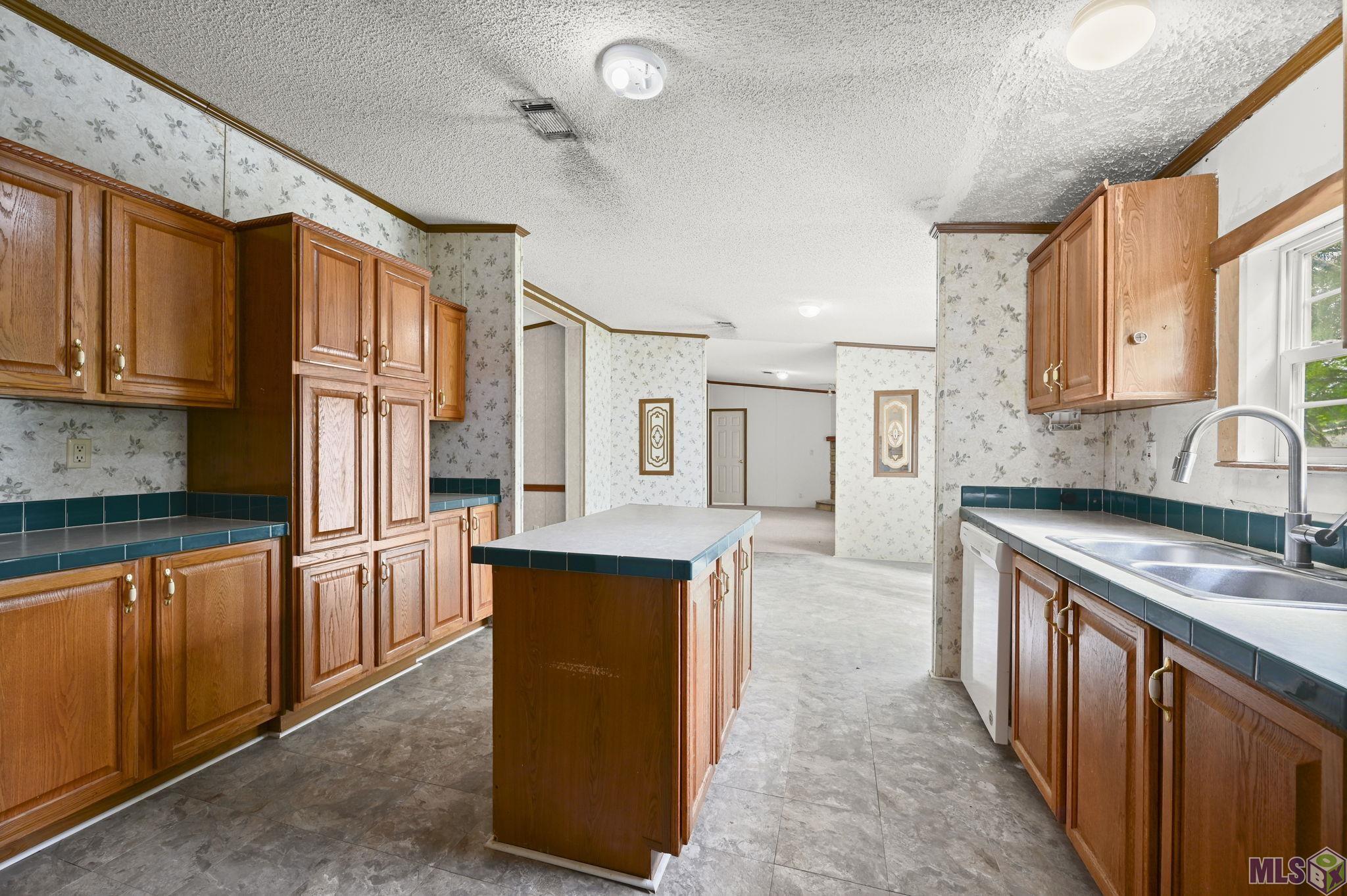 30740 Milton Road Denham Springs, LA 70726 - Photo 4 of 19