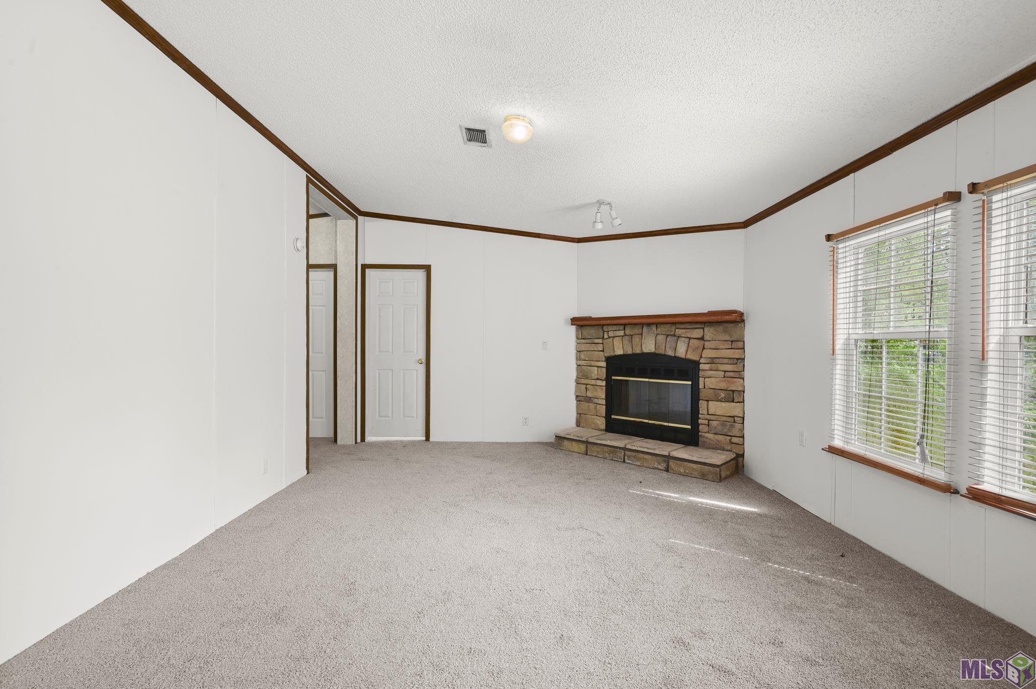 30740 Milton Road Denham Springs, LA 70726 - Photo 7 of 19