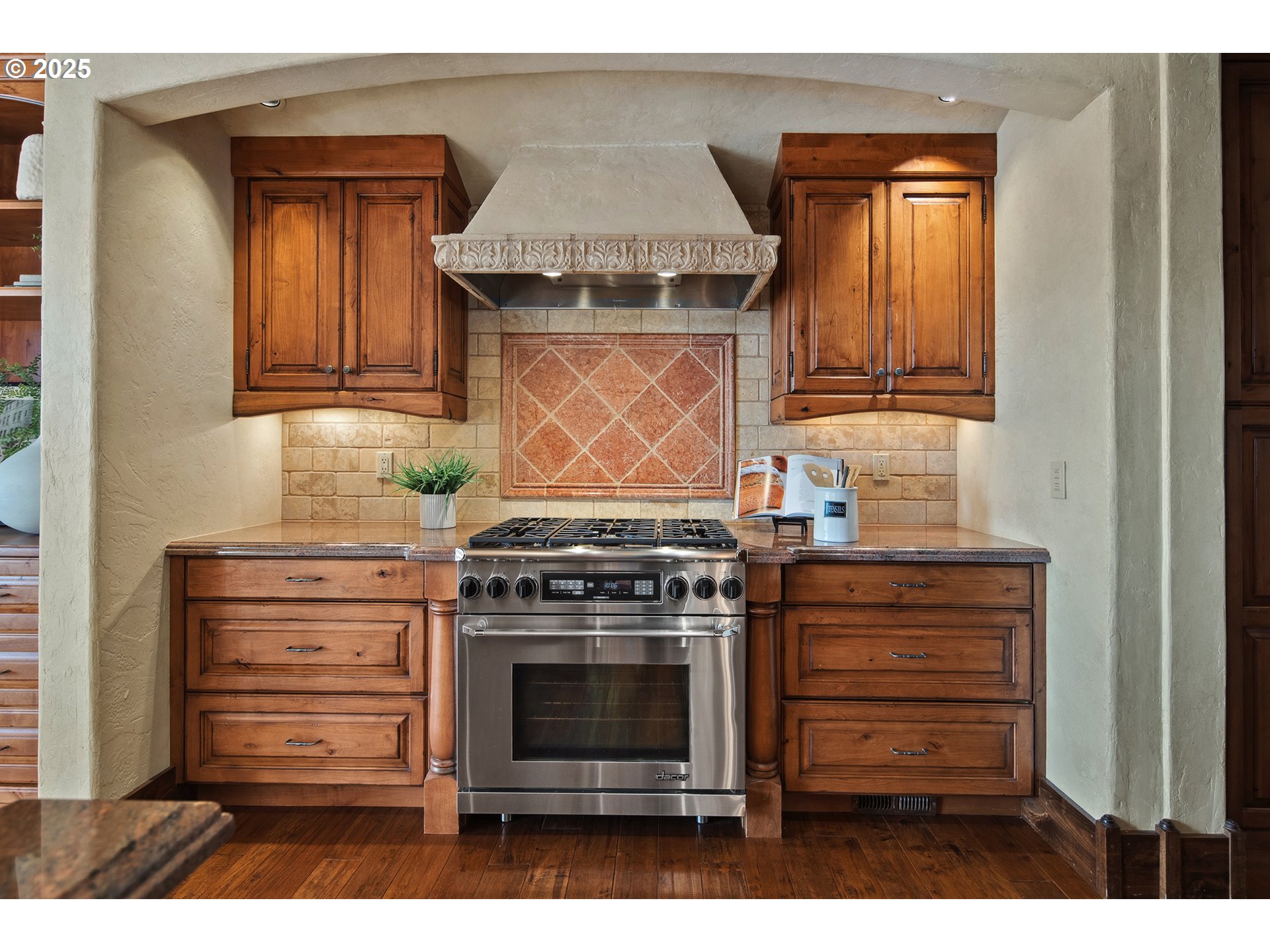 11859 South Riverwood Road Portland, OR 97219 - Photo 14 of 48