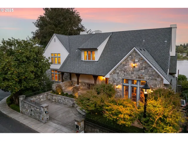 $4,250,000 | 11859 South Riverwood Road, Portland, OR 97219