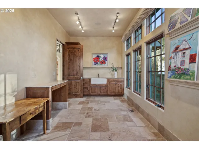 $4,250,000 | 11859 South Riverwood Road, Portland, OR 97219