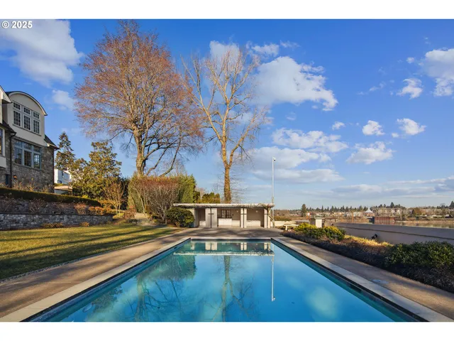 $4,250,000 | 11859 South Riverwood Road, Portland, OR 97219