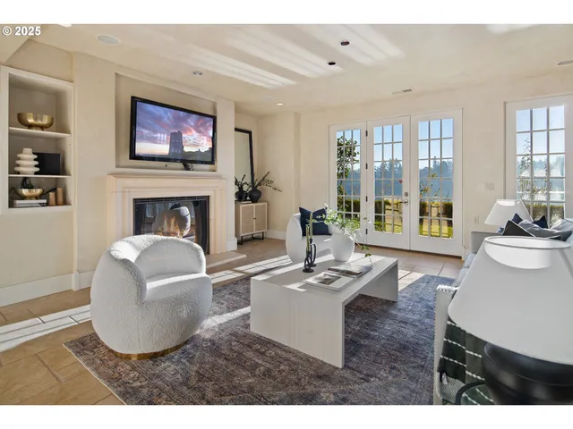 $4,250,000 | 11859 South Riverwood Road, Portland, OR 97219