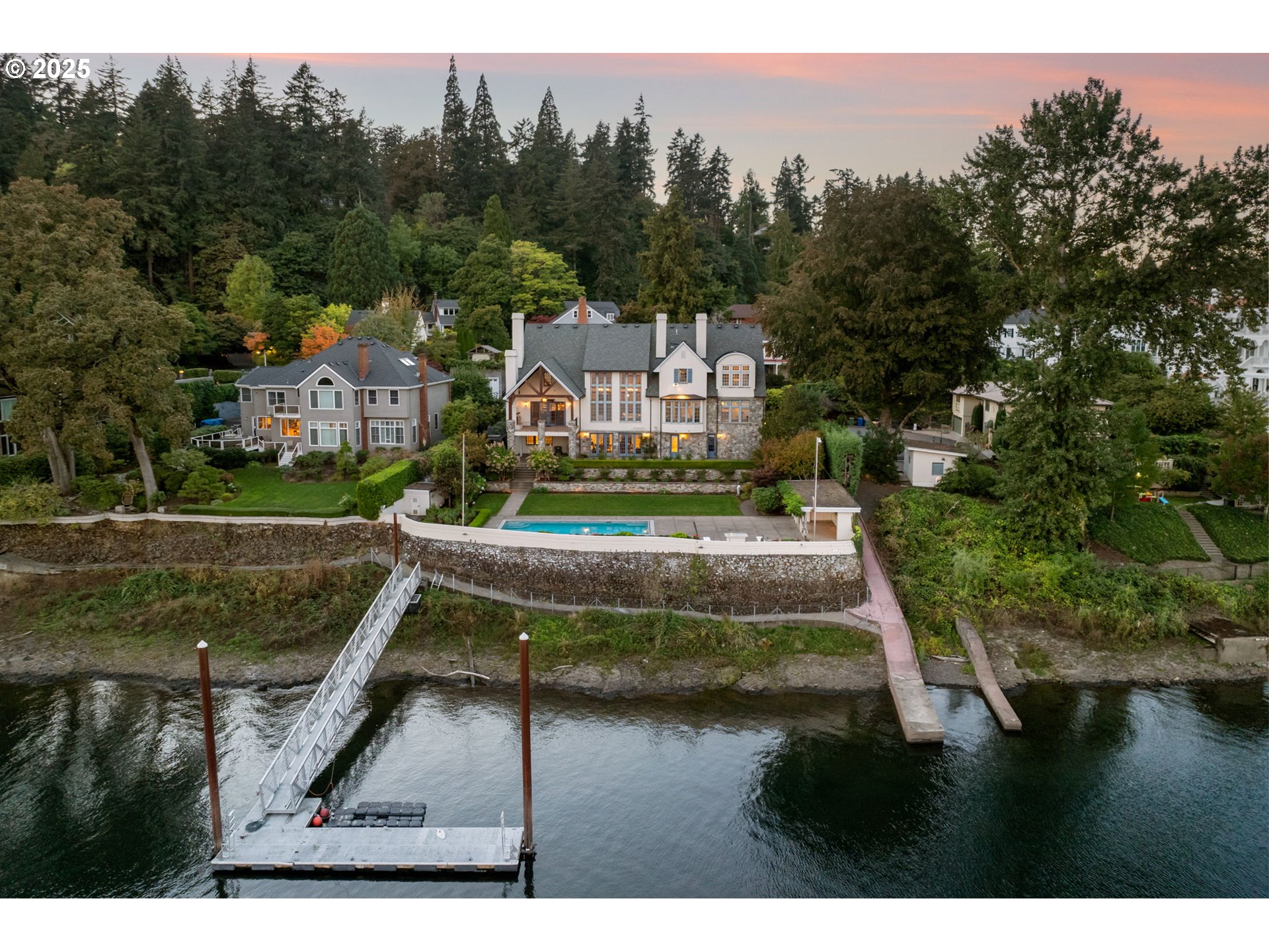 11859 South Riverwood Road Portland, OR 97219 - Photo 47 of 48