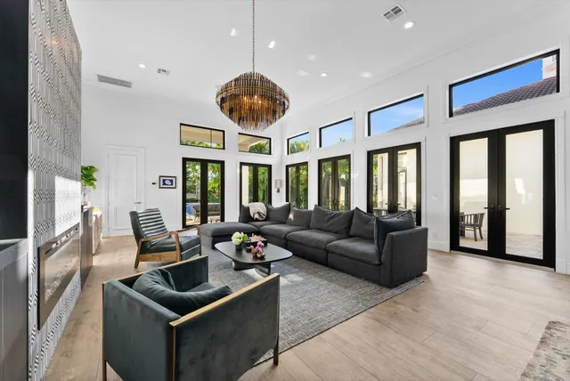 $3,100,000 | 7955 Mandarin Drive, Boca Raton, FL 33433