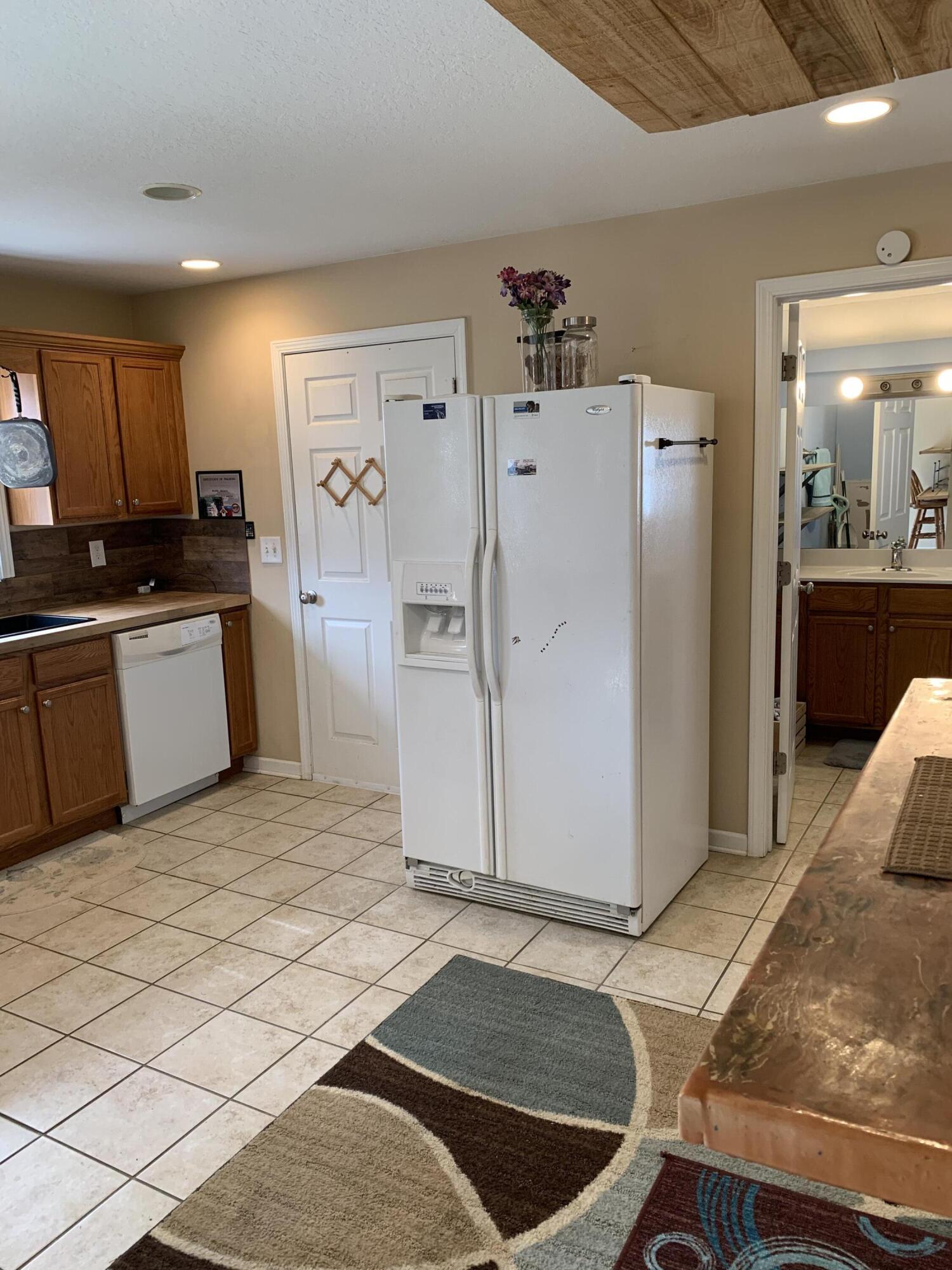 453 Cedar Grove Road Johnson City, TN 37601 - Photo 5 of 21 IMG-2738