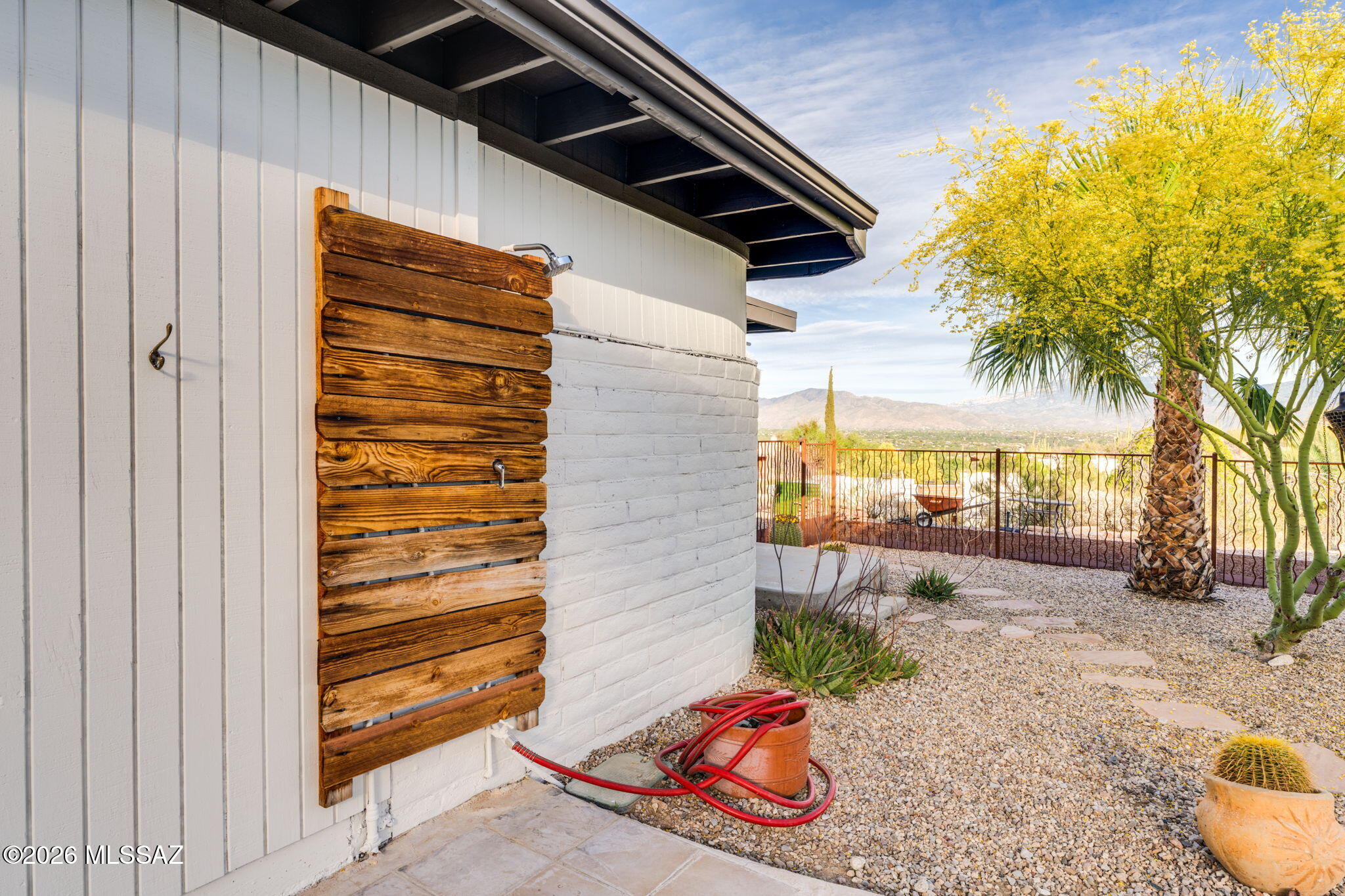4641 North Rockcliff Road Tucson, AZ 85750 - Photo 44 of 48 Outdoor Shower