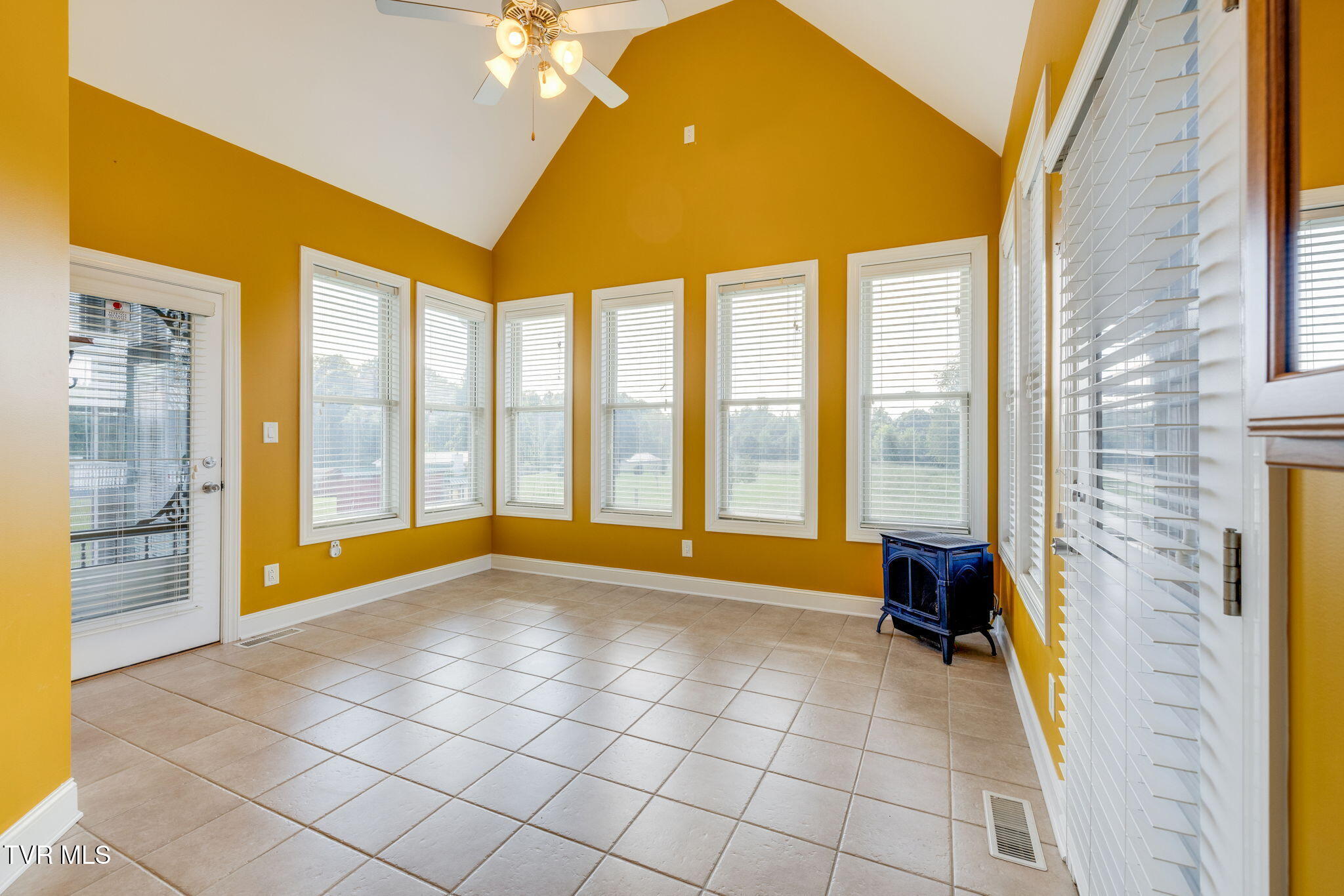 671 Old Embreeville Road Jonesborough, TN 37659 - Photo 49 of 69 048 (3)