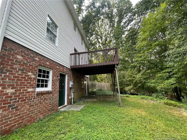 a view of porch with a backyard