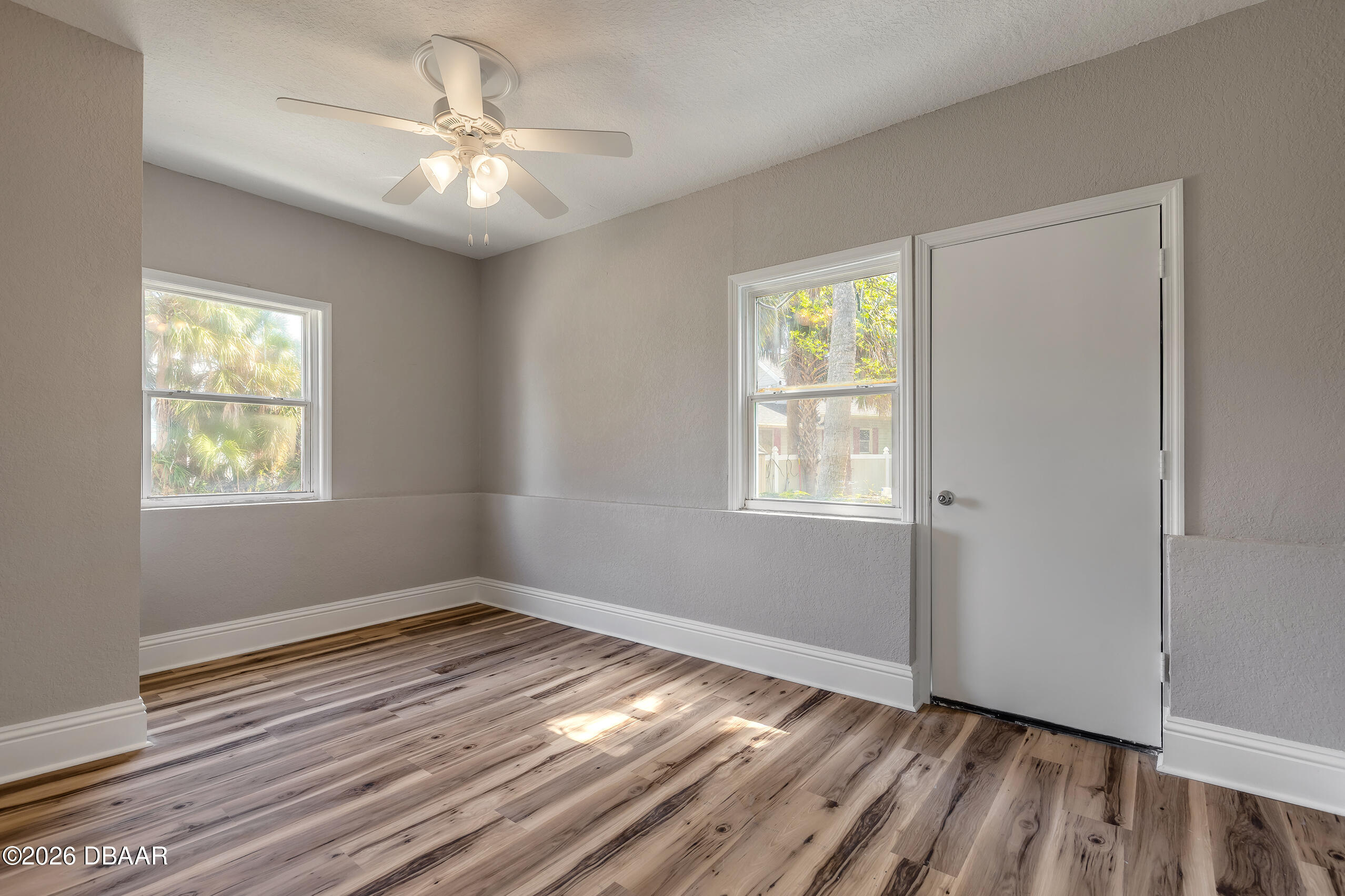 708 Davis Street Daytona Beach, FL 32118 - Photo 13 of 32 708-12