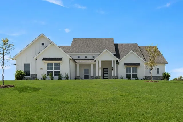 $639,900 | 6211 Cedar Elm Road, Midlothian, TX 76065