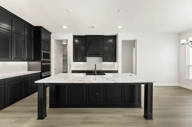 $639,900 | 6211 Cedar Elm Road, Midlothian, TX 76065