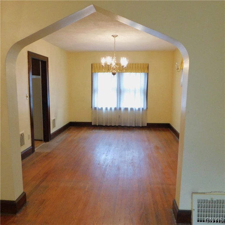 521 Boyden Street Syracuse, NY 13206 - Photo 6 of 25