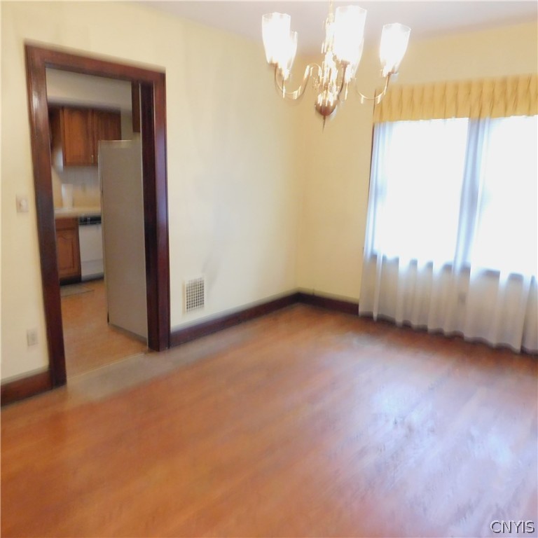 521 Boyden Street Syracuse, NY 13206 - Photo 8 of 25