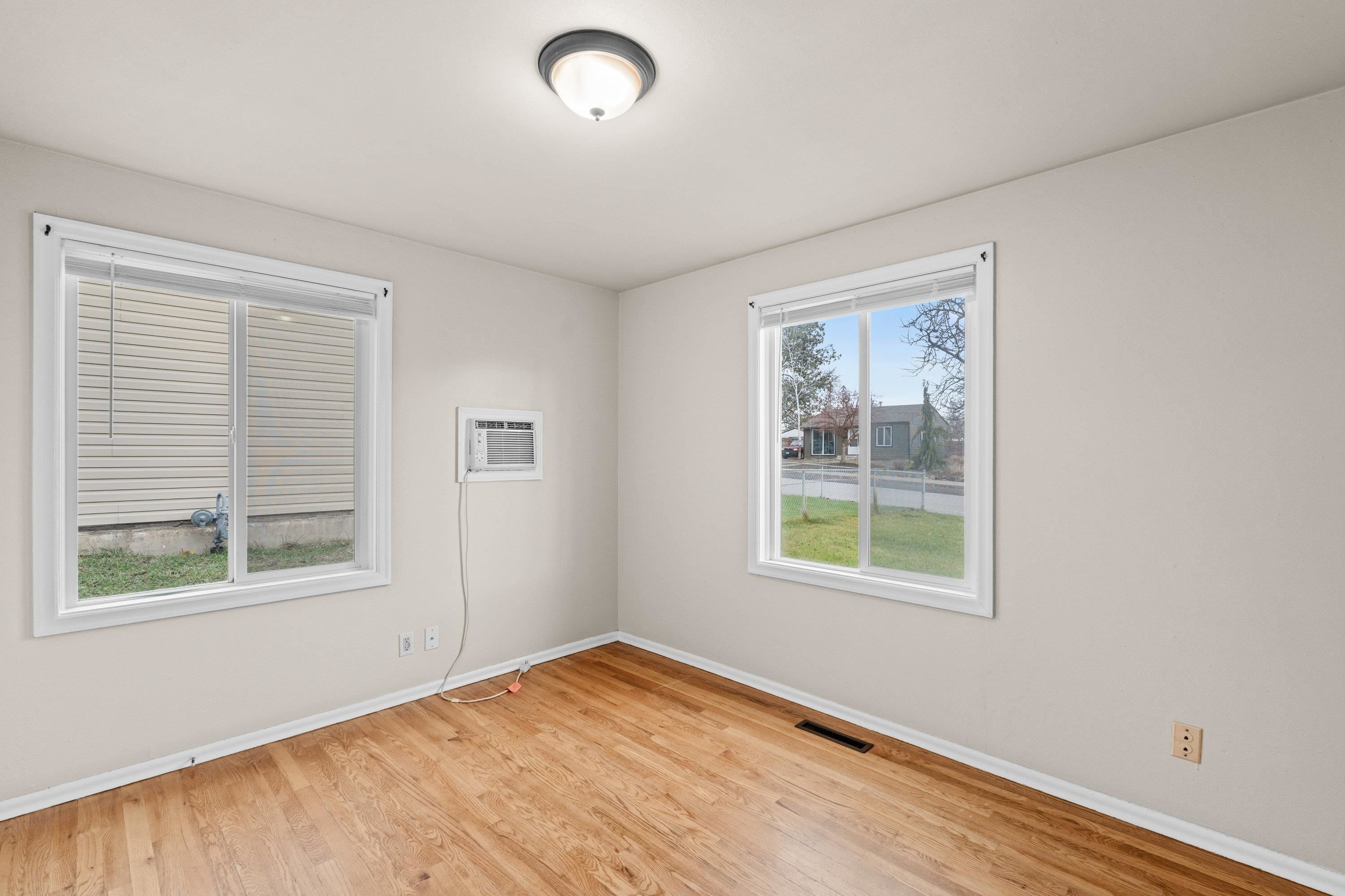 5621 North Milton Street Spokane, WA 99205 - Photo 15 of 23