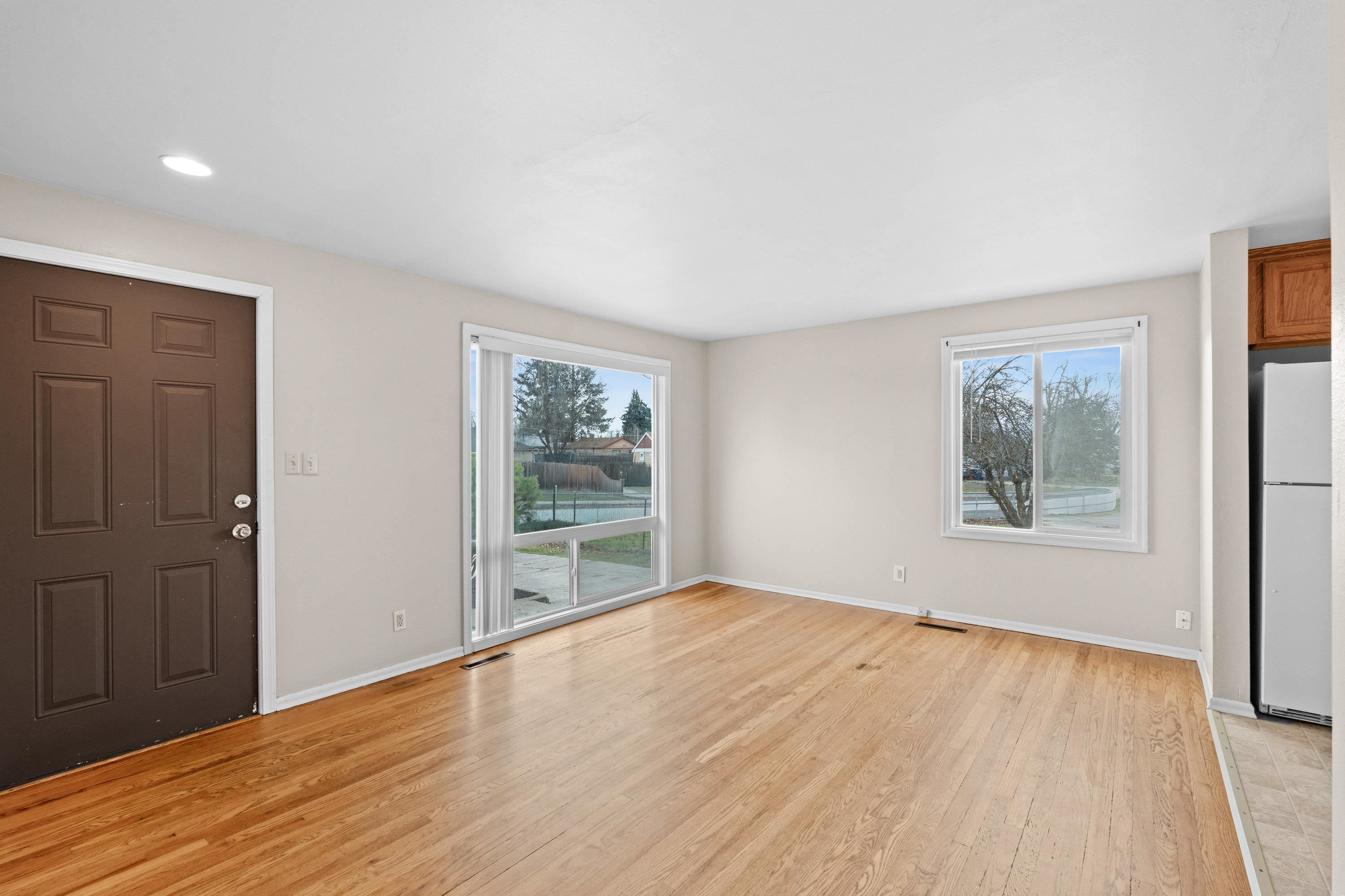 5621 North Milton Street Spokane, WA 99205 - Photo 6 of 23