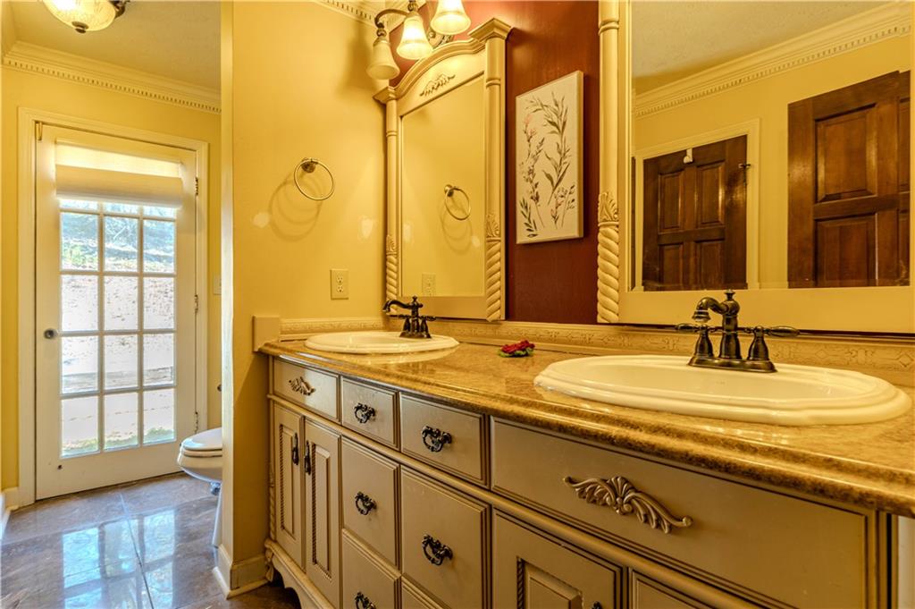 2107 Rockmart Road Southeast Rome, GA 30161 - Photo 17 of 33