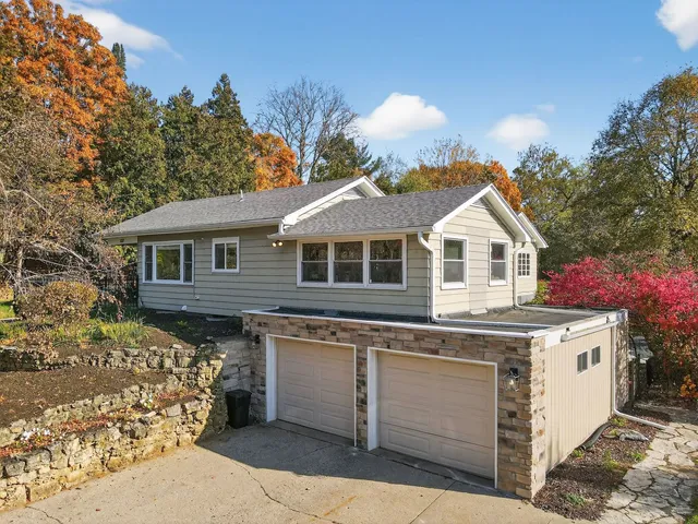 $315,000 | 707 Coolidge Place, Rockford, IL 61107