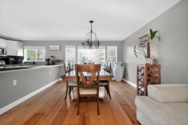 $315,000 | 707 Coolidge Place, Rockford, IL 61107