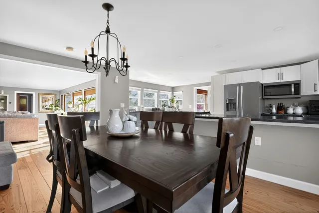 $315,000 | 707 Coolidge Place, Rockford, IL 61107