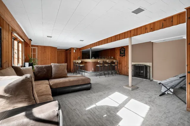 $315,000 | 707 Coolidge Place, Rockford, IL 61107