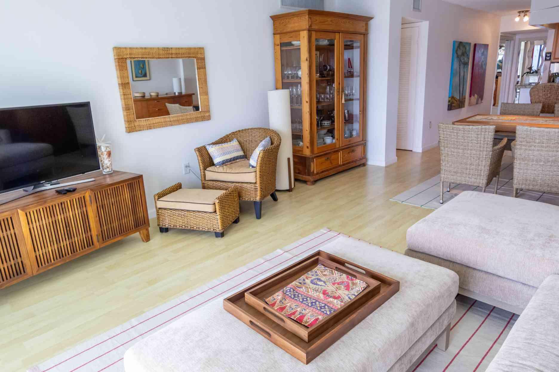 1021 Hillsboro Mile, Unit 1102 Hillsboro Beach, FL 33062 - Photo 11 of 19 IMG_9784