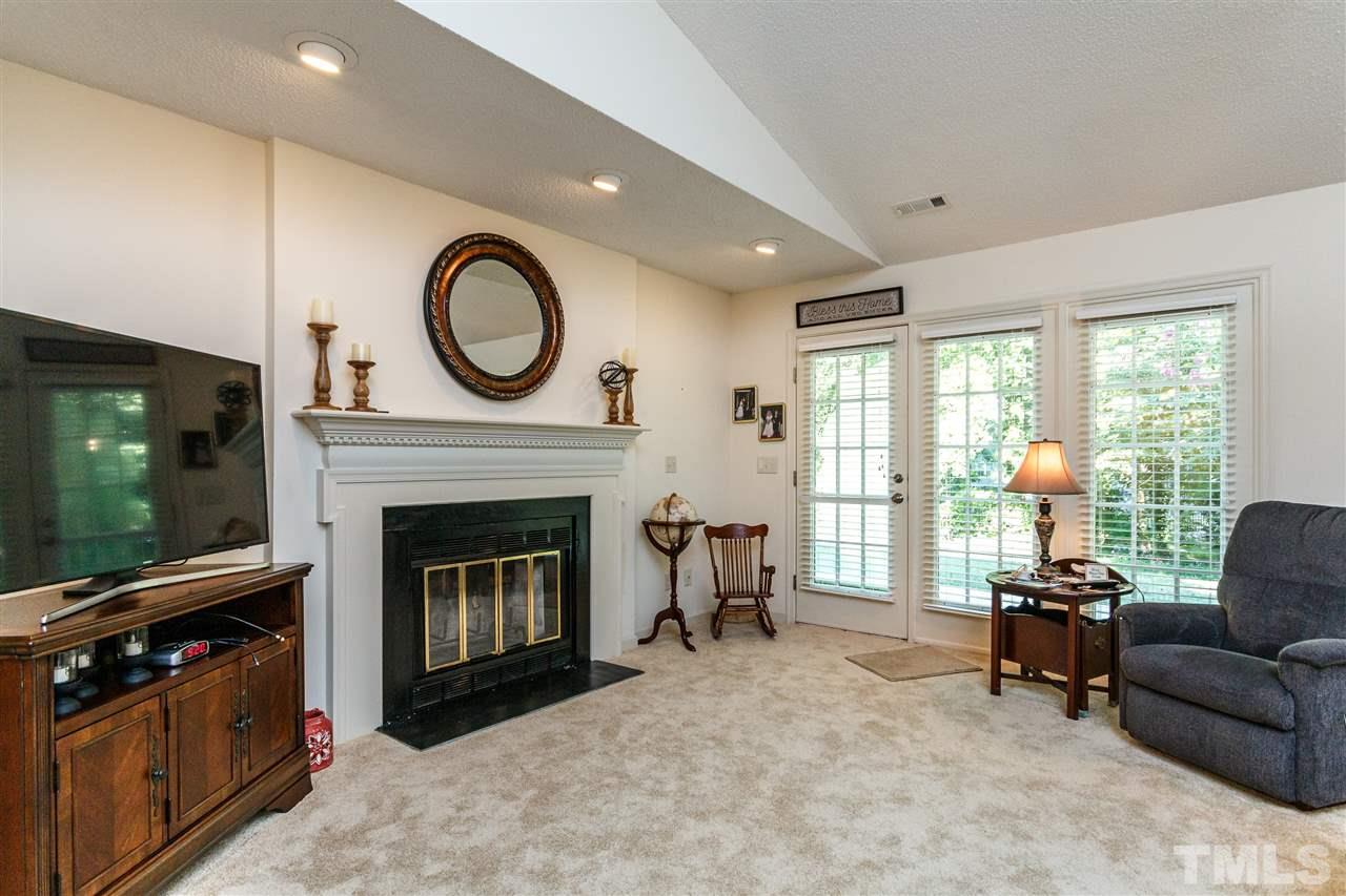 2648 Cottage Circle Raleigh, NC 27613 - Photo 11 of 28