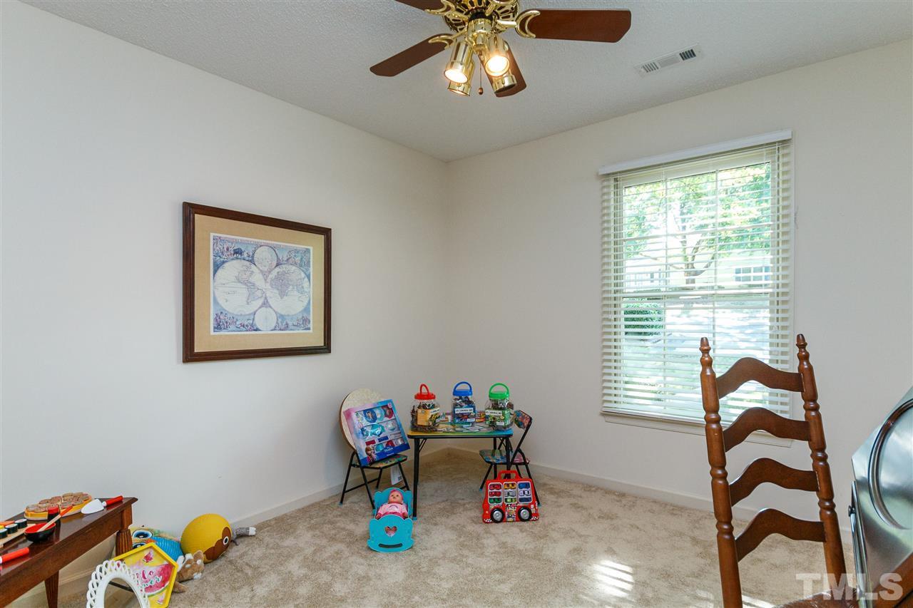 2648 Cottage Circle Raleigh, NC 27613 - Photo 14 of 28