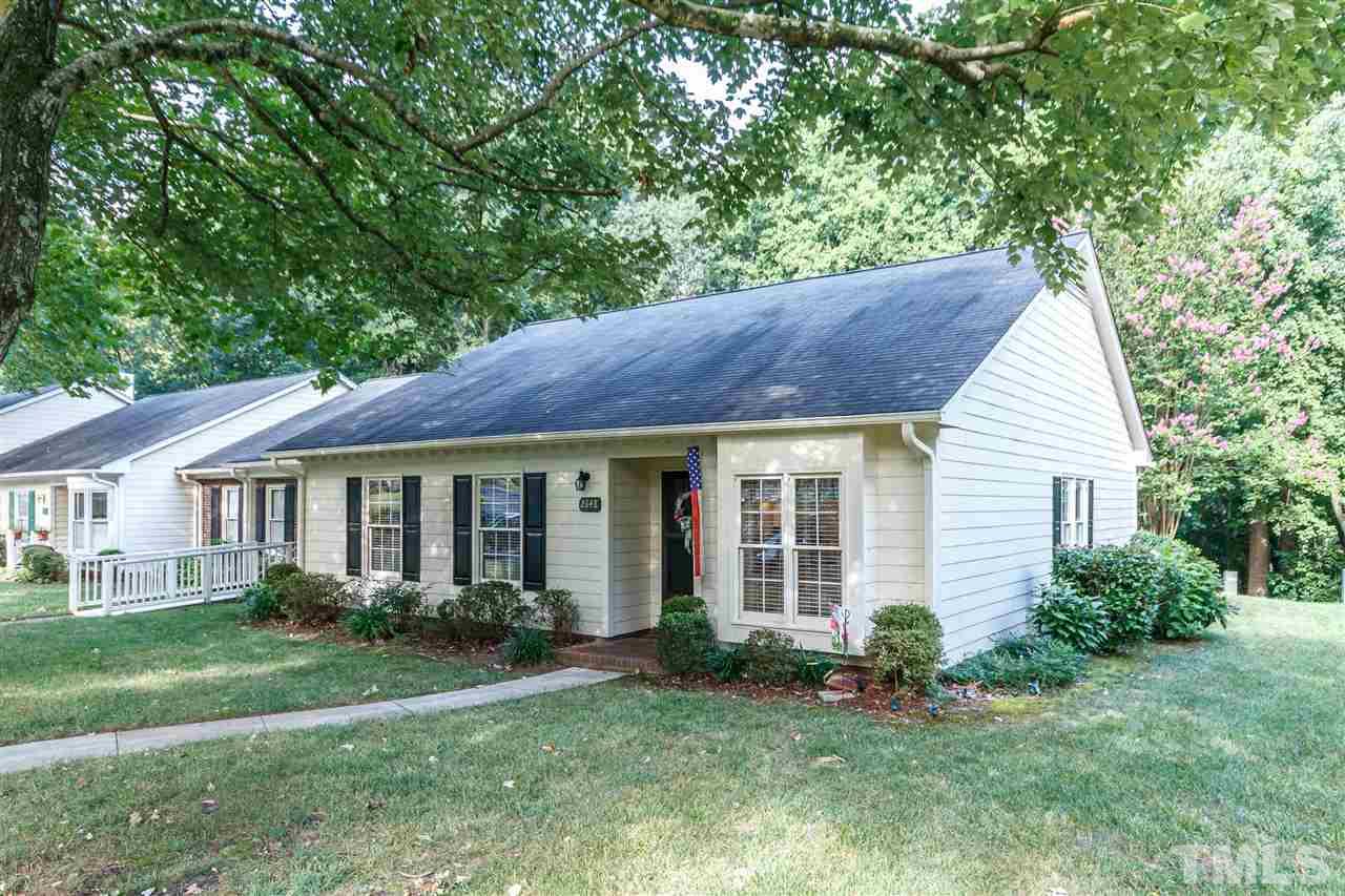 2648 Cottage Circle Raleigh, NC 27613 - Photo 3 of 28