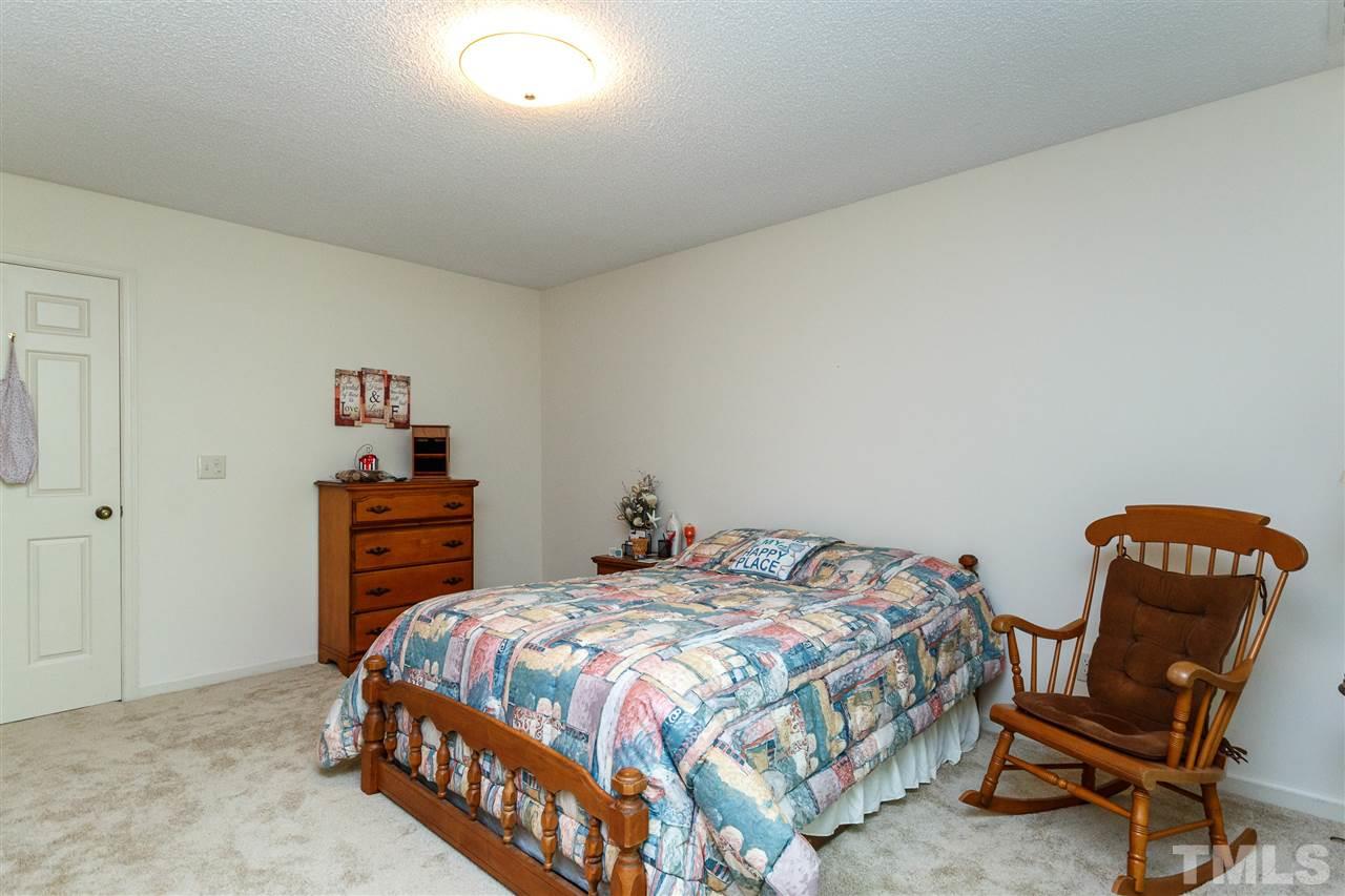 2648 Cottage Circle Raleigh, NC 27613 - Photo 21 of 28