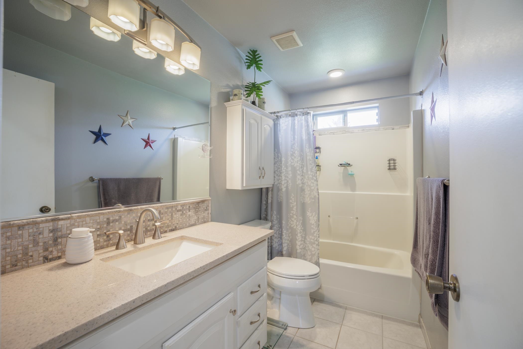 5005 North Best Road Spokane Valley, WA 99216 - Photo 6 of 21