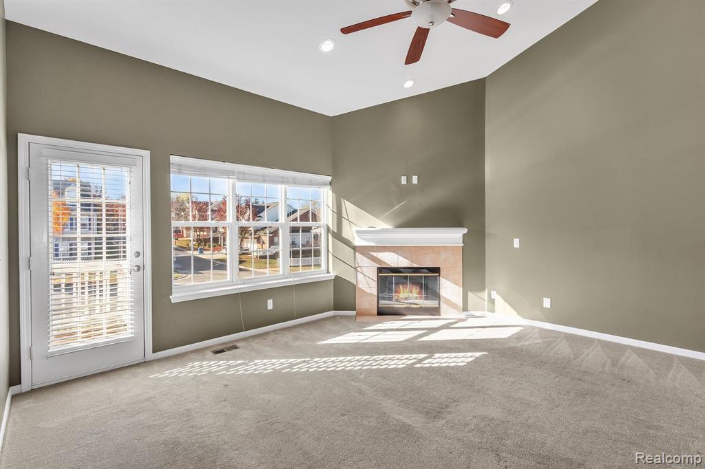 730 East Bluff Court Rochester Hills, MI 48306 - Photo 6 of 34