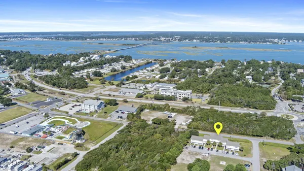 $430,000 | 8817 Janell Court, Emerald Isle, NC 28594