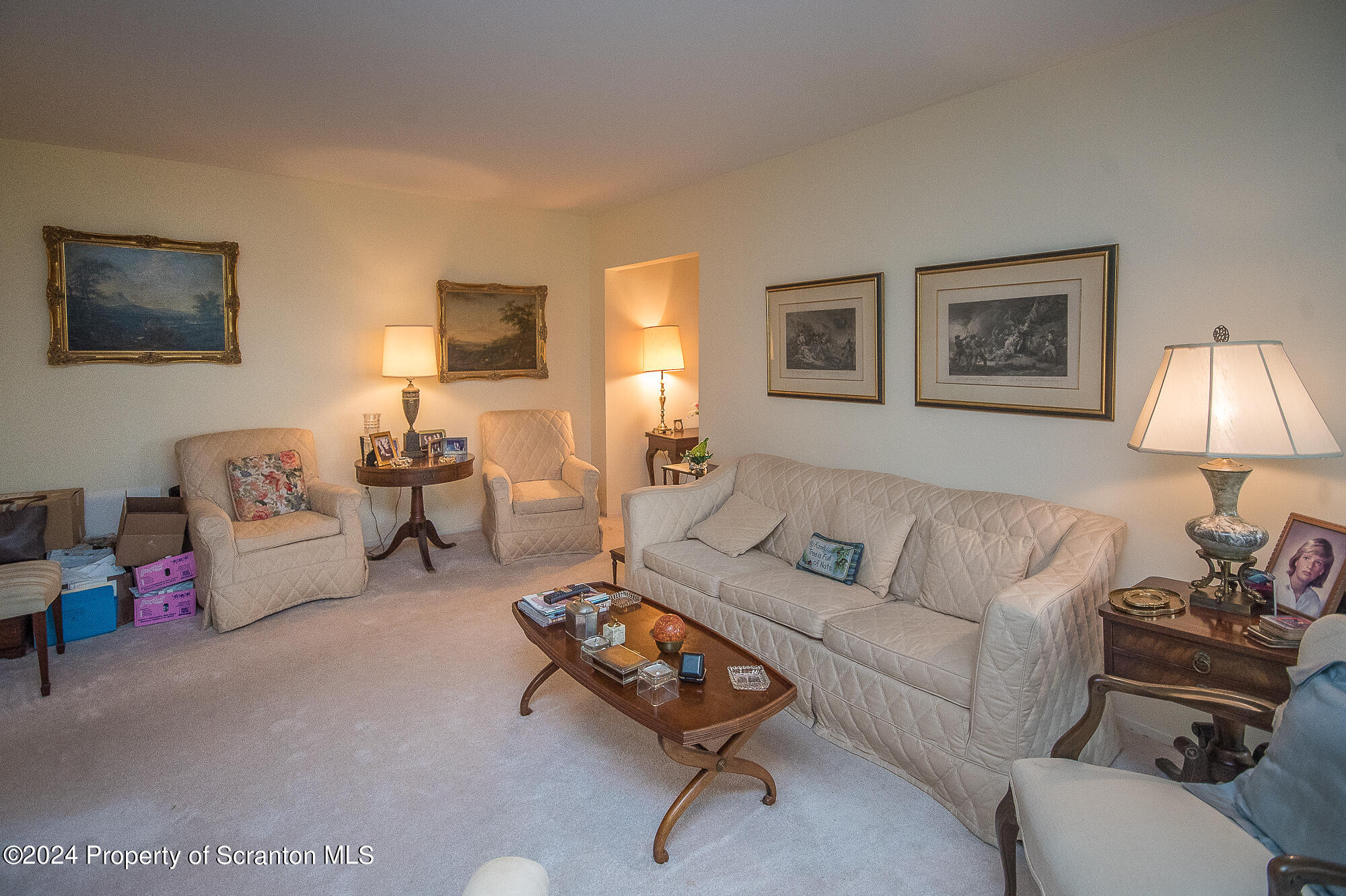 1311 Summit Pointe Scranton, PA 18508 - Photo 26 of 29 a living room with furniture and a lamp