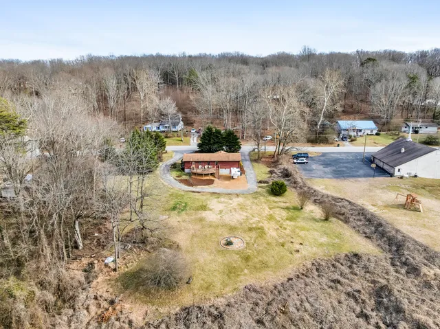 $374,900 | 525 Timberlinks Drive, Signal Mountain, TN 37377
