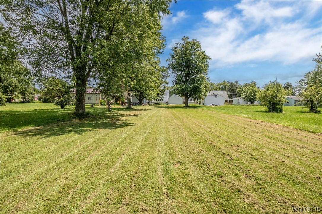 782 Beach Road Cheektowaga, NY 14225 - Photo 39 of 45