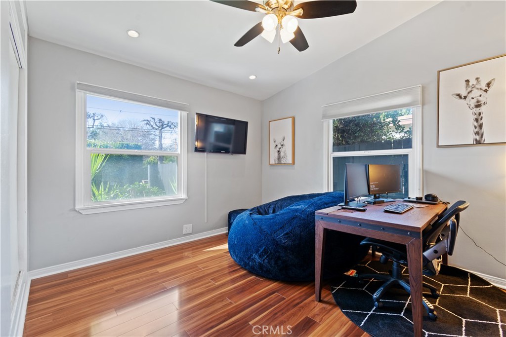 275 Mountain View Street Altadena, CA 91001 - Photo 21 of 30 a bedroom with a bed and a window