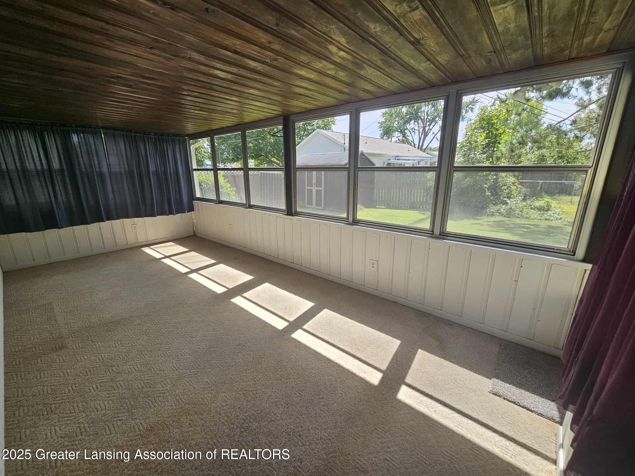 101 Rancho Street Eaton Rapids, MI 48827 - Photo 32 of 34 Three Seasons Room