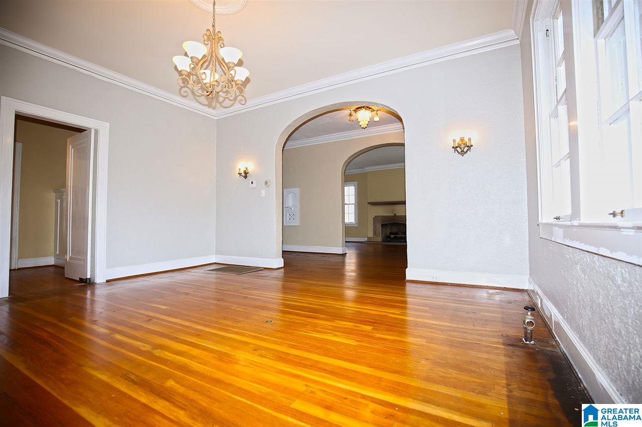 928 Linwood Road Birmingham, AL 35222 - Photo 6 of 23