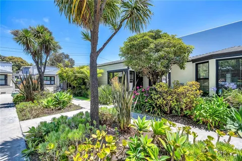$3,100 | 544 Glenneyre Street, Unit 2, Laguna Beach, CA 92651