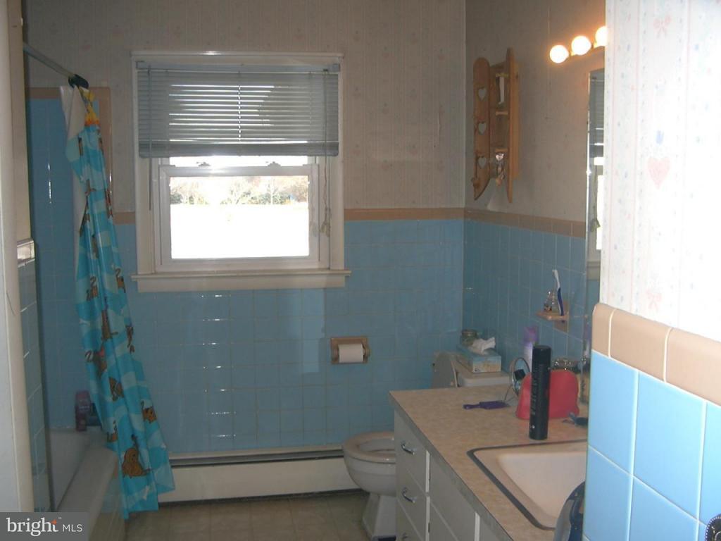 931 Mt Zion Road Lebanon, PA 17046 - Photo 5 of 6 Gallery Image 5