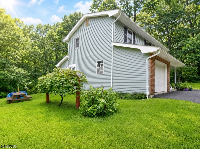 123 Mt Grove Road Califon, NJ 07830 - Photo 3 of 33
