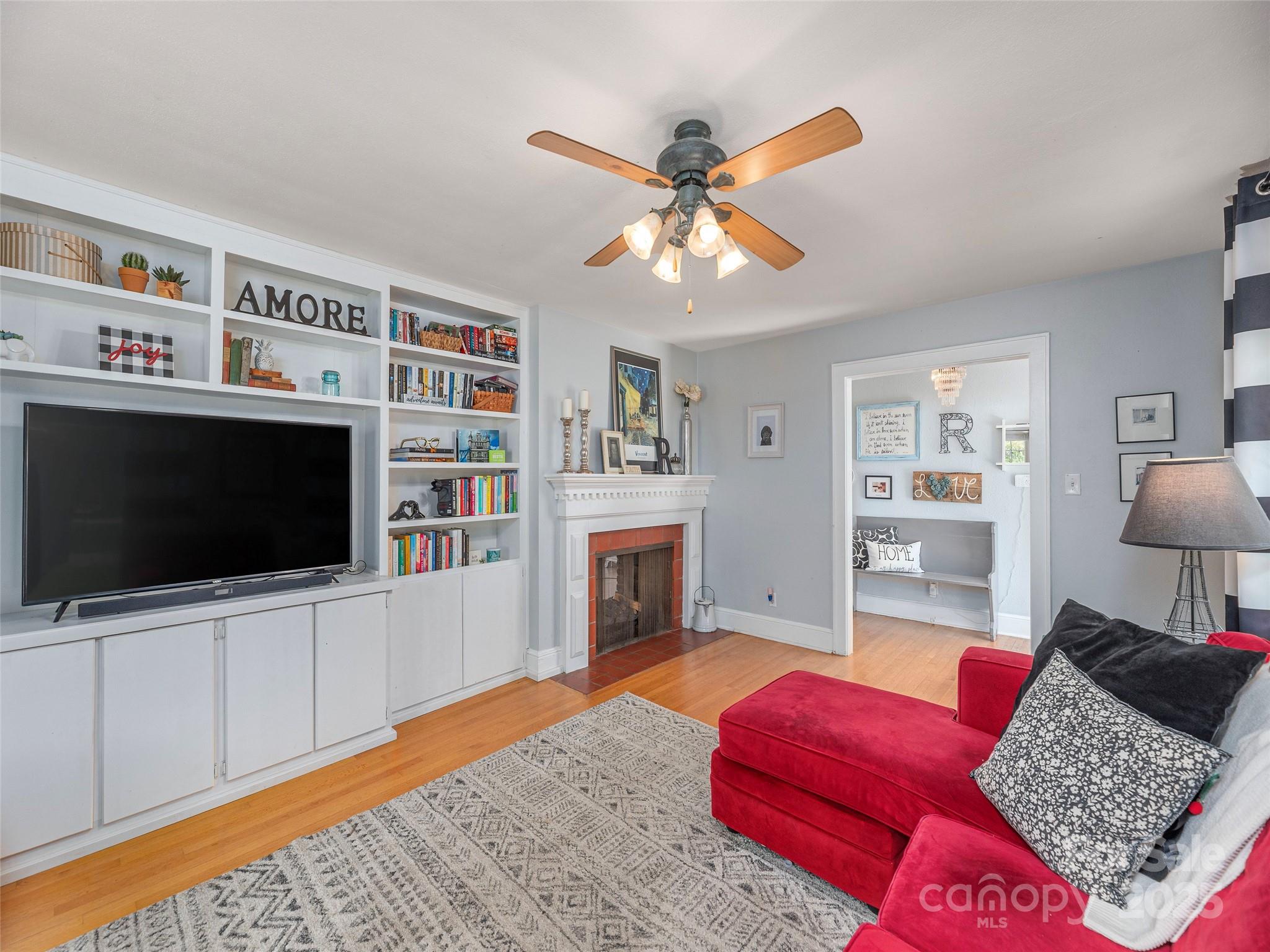 91 Star Ridge Road Canton, NC 28716 - Photo 7 of 27 Gallery Image 7