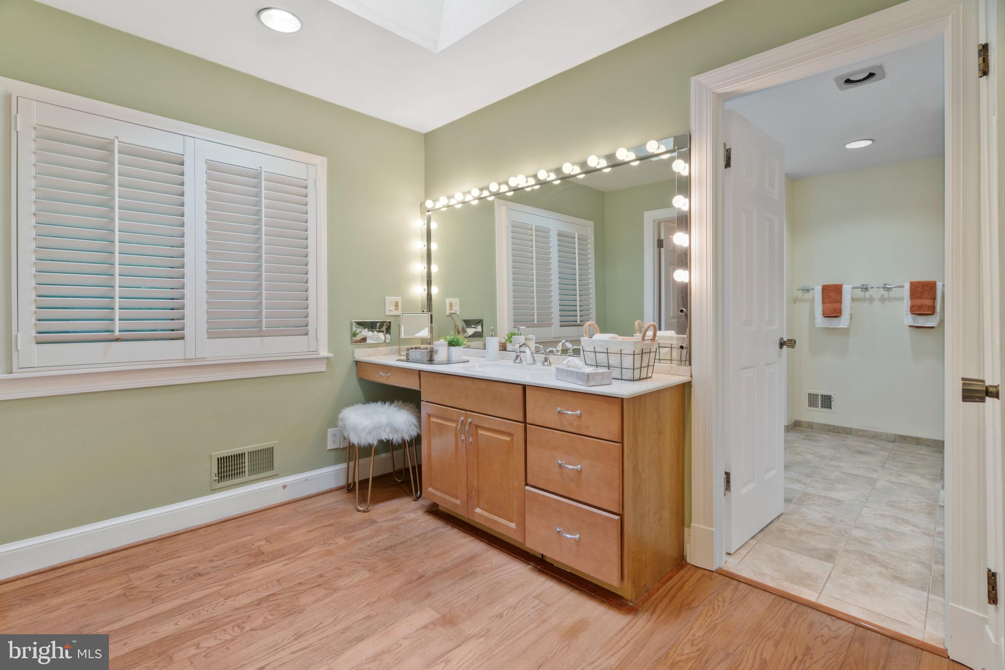 2008 Rebecca Court Silver Spring, MD 20906 - Photo 43 of 121 Primary Suite Dressing Room