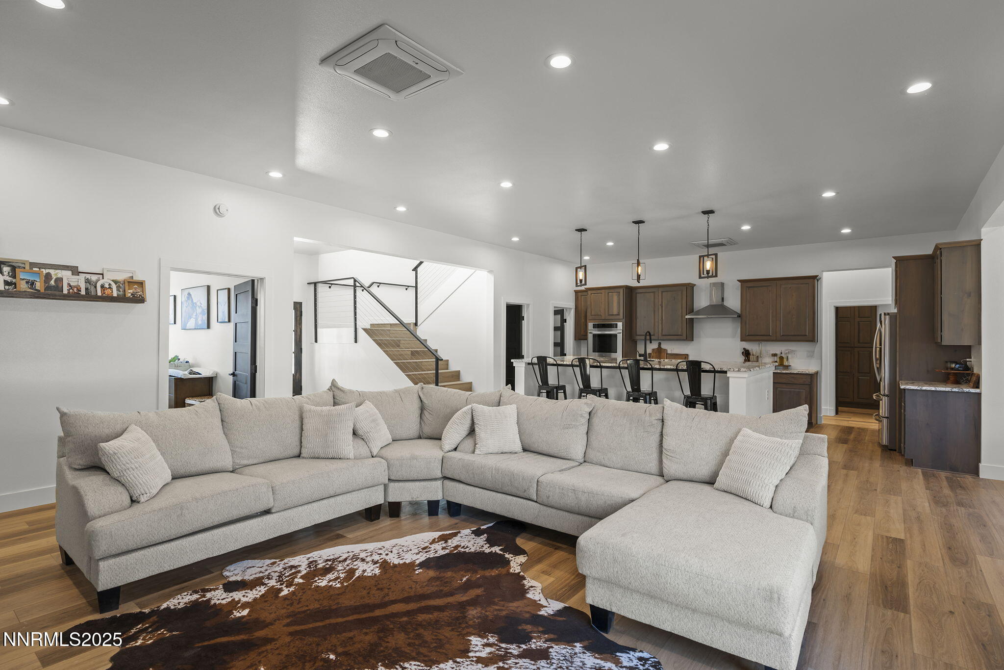 2320 Empire Road Reno, NV 89521 - Photo 11 of 36 11-web-or-mls-_DSC2548